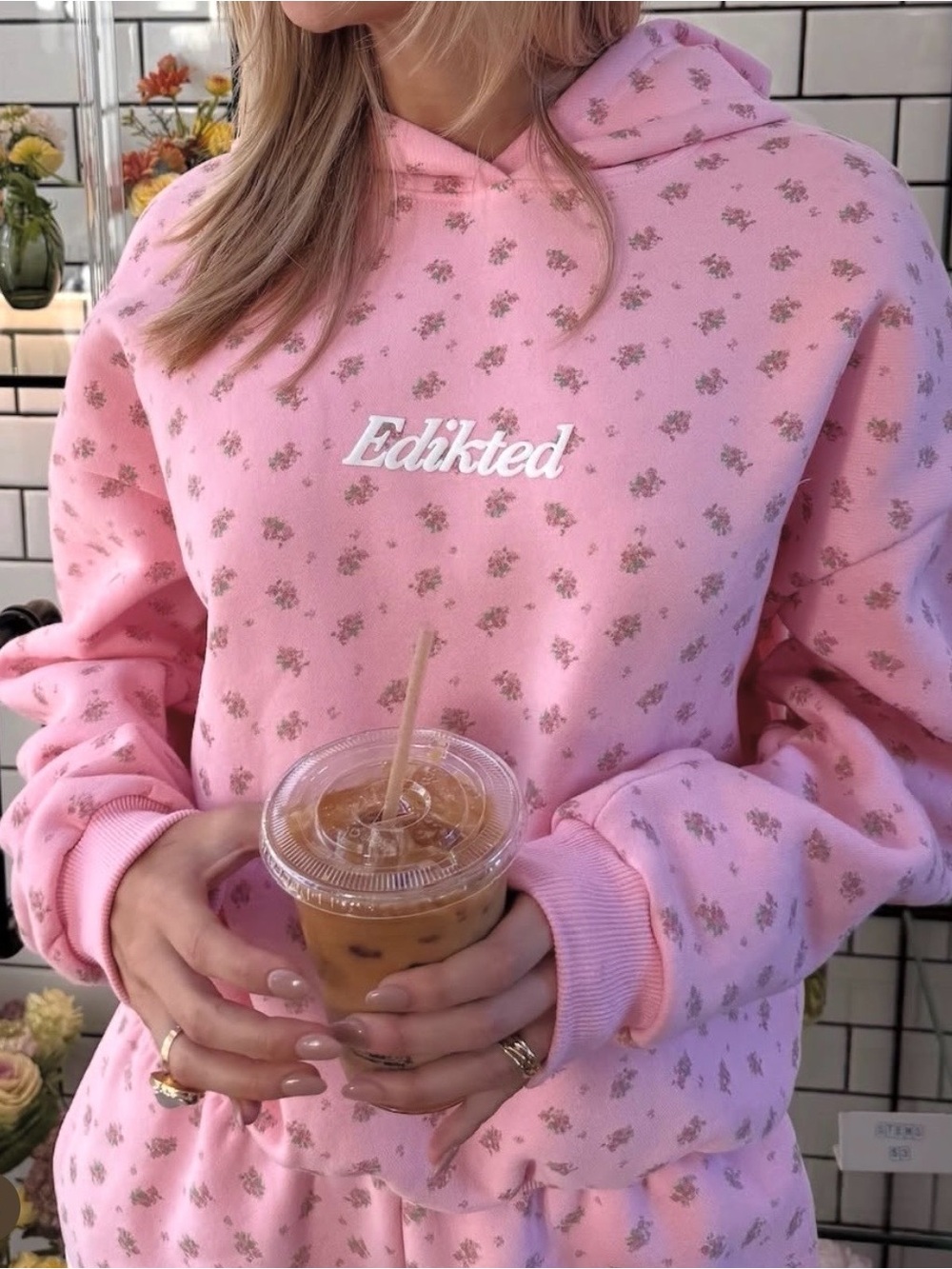Edikted Pink Floral Pullover Hoodie Size L New with Tags